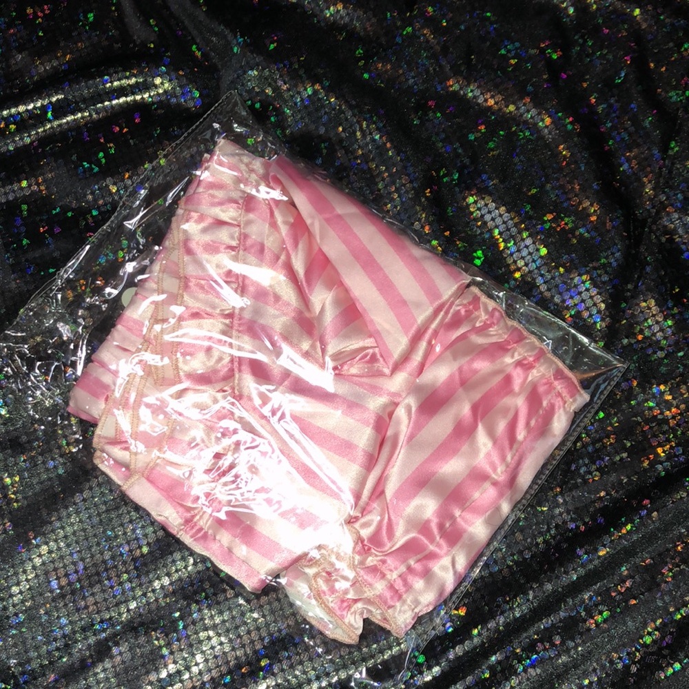 The Fav- Pink Night Time Two Piece Set Nwot - Picture 6 of 8